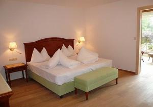 Silence & Schlosshotel Mirabell