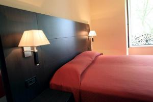 Hotel Versailles