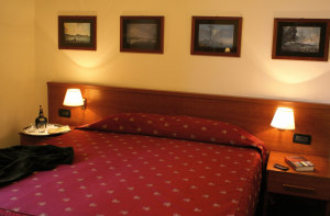Hotel Versailles