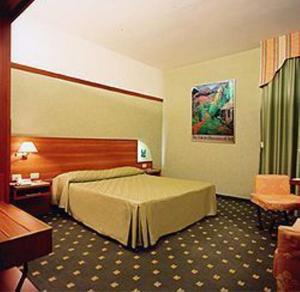 Hotel Zola
