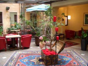 Hotel Carrobbio