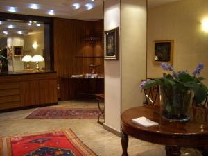 Hotel Carrobbio