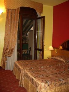 Hotel Carrobbio