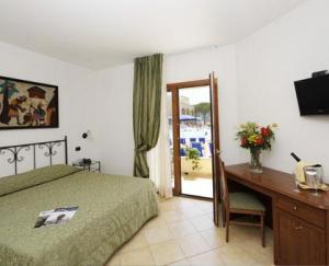 Blu Hotel Morisco Village