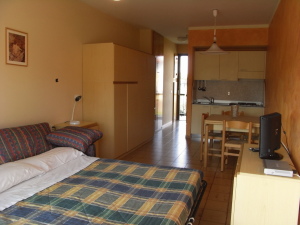 Jolly Apartments