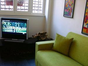 Isola Apartments