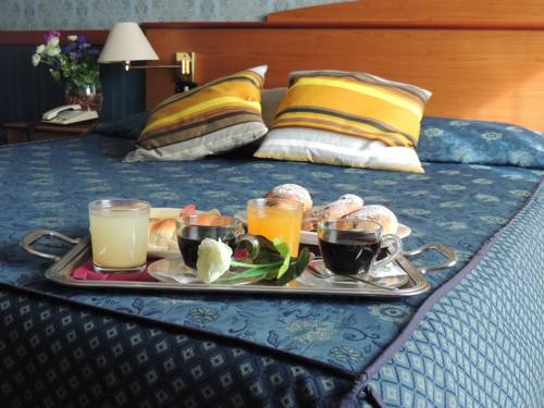 Hotel Joli