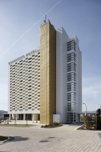 Breaking Business Hotel