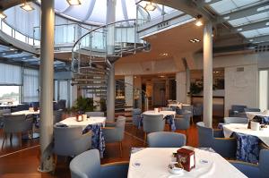 Sam Hotel