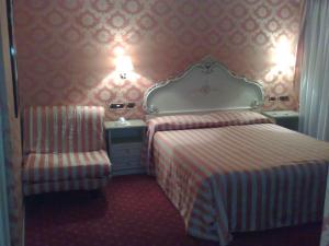 Hotel Lux