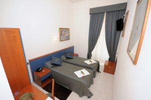 Hotel Charter