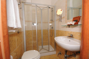 Hotel Charter