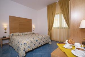 City Hotel