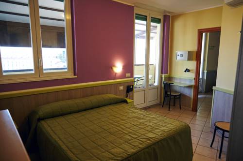 Hotel Arco Romana