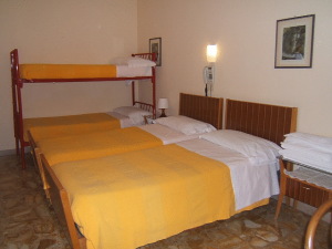 Hotel Diana