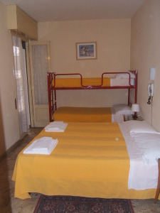 Hotel Diana