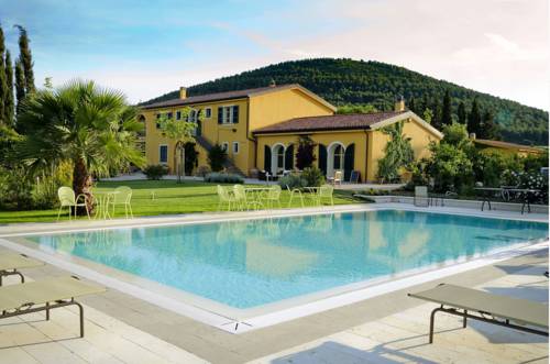 Wine Resort Led?? d'Ittiri