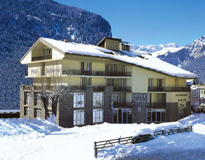 Hotel & Club Bellevue