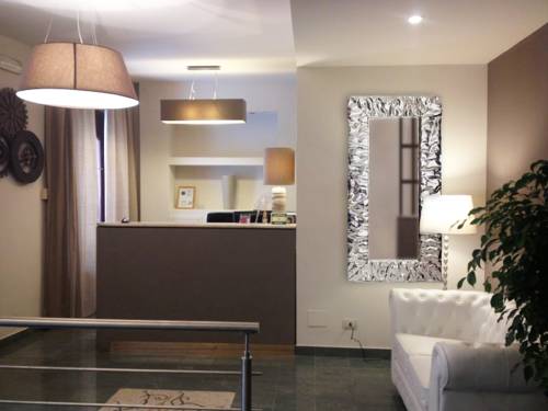 Ares Hotel