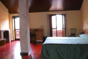 Ares Hotel