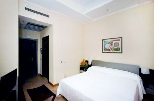 Hotel Naples