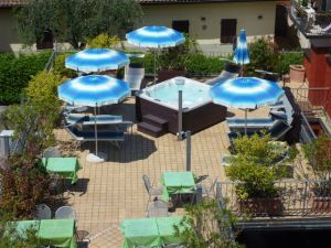 Hotel Benaco