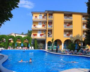 Hotel Bisesti