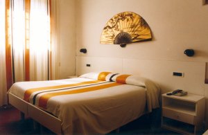 Hotel Diana