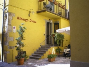 Hotel Diana