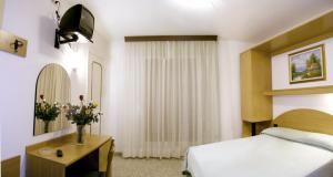 Hotel London