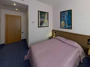 Helios Hotel