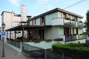 La Nuvola Albergo