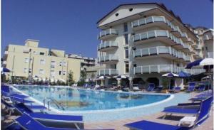 Universal Hotel