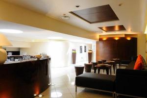 Aston Hotel