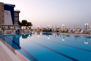 Roses Hotel