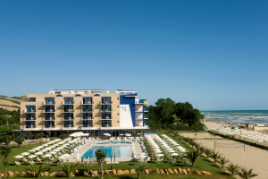 Roses Hotel