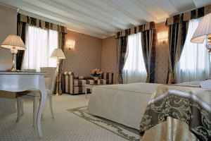 Acca Hotel