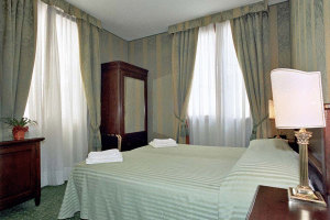 Acca Hotel