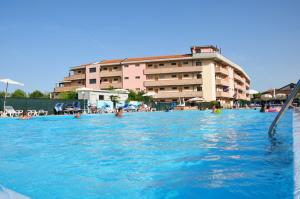 Costa Paradiso