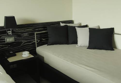 G Hotel
