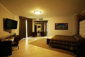 Record Hotel