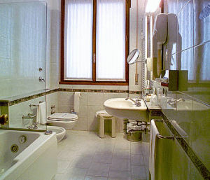 Hotel Bristol