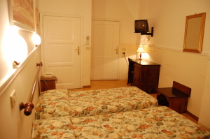 Hotel Ascot
