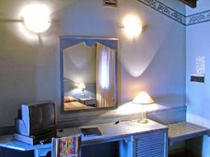 Ca' Bianca Hotel Corte Del Naviglio
