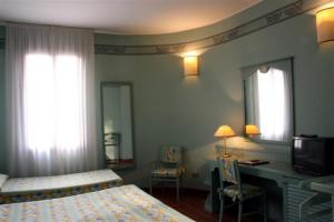 Ca' Bianca Hotel Corte Del Naviglio