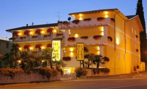 Hotel Capri