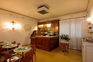 Hotel Moderno
