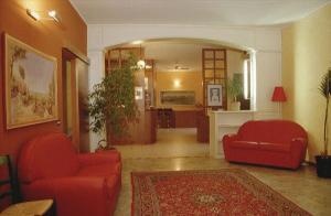 Hotel De La Ville