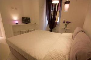 Hip Suites