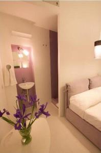 Hip Suites